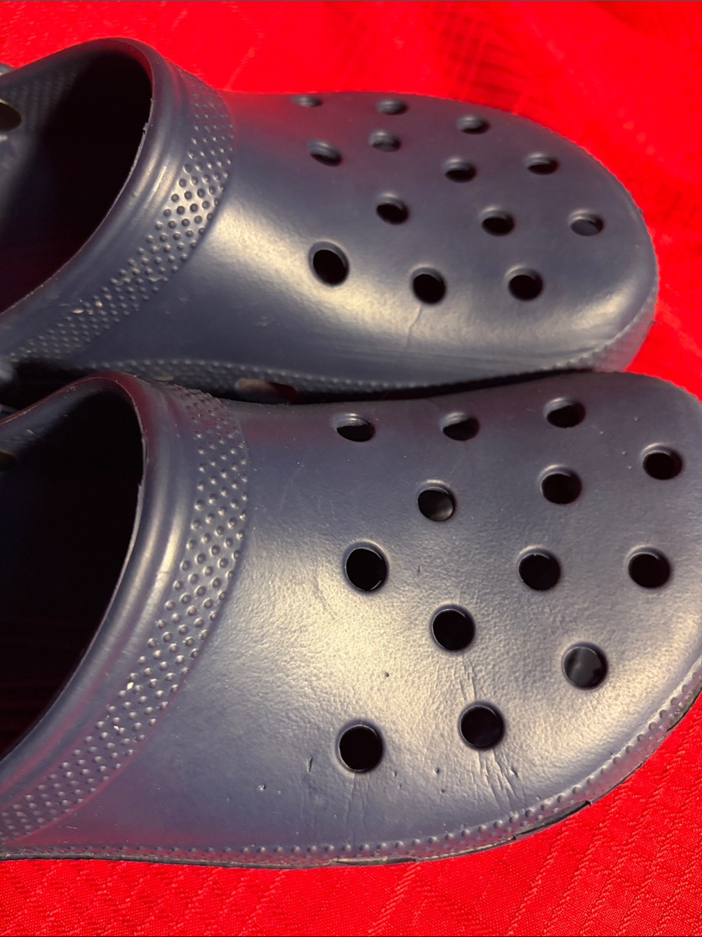 Men’s Size 10 NAVY BLUE CROCS Women’s Size 12 - Picture 8 of 10